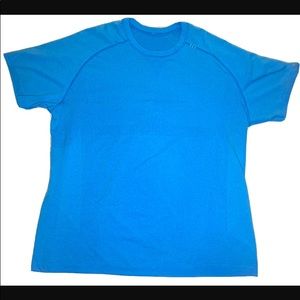 Lululemon Men’s Metal Vent Tech Blue Short Sleeve Shirt Size Large